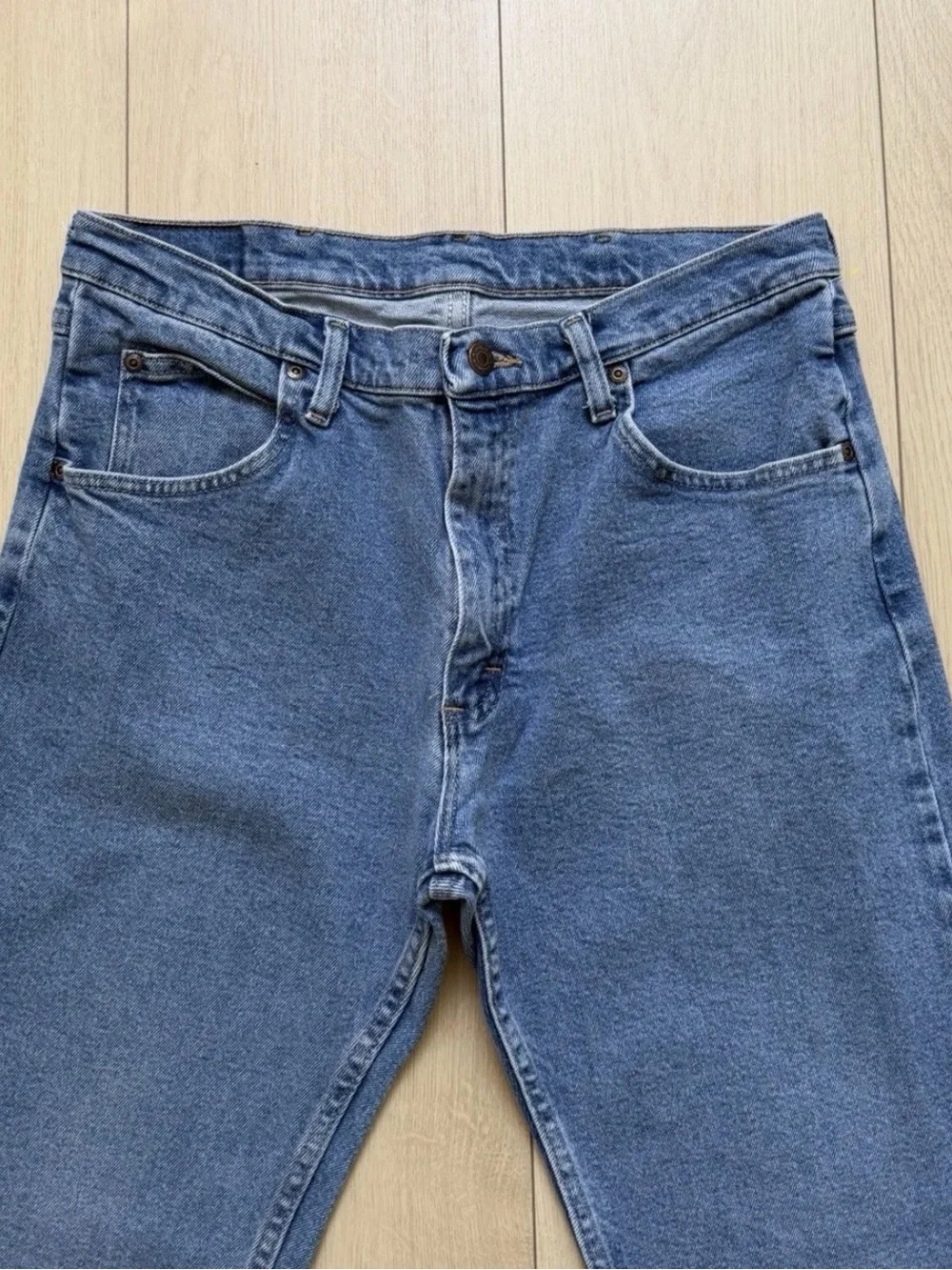 Wrangler Men's Straight-Leg Denim Jeans in Blue